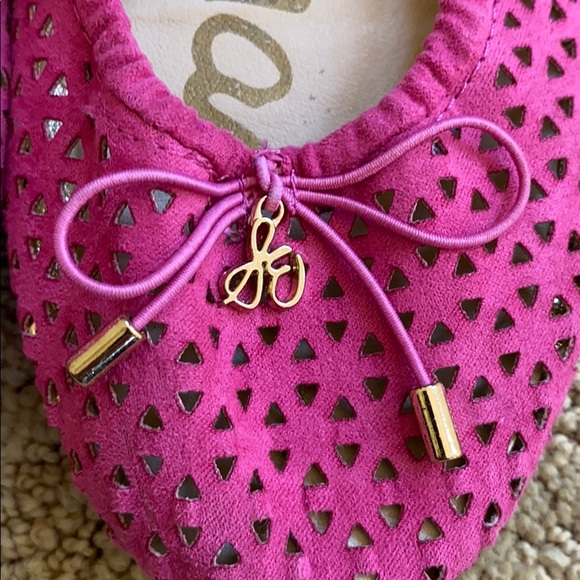 Sam Edelman Girls Perforated Pink Suede Flats - Picture 8 of 8